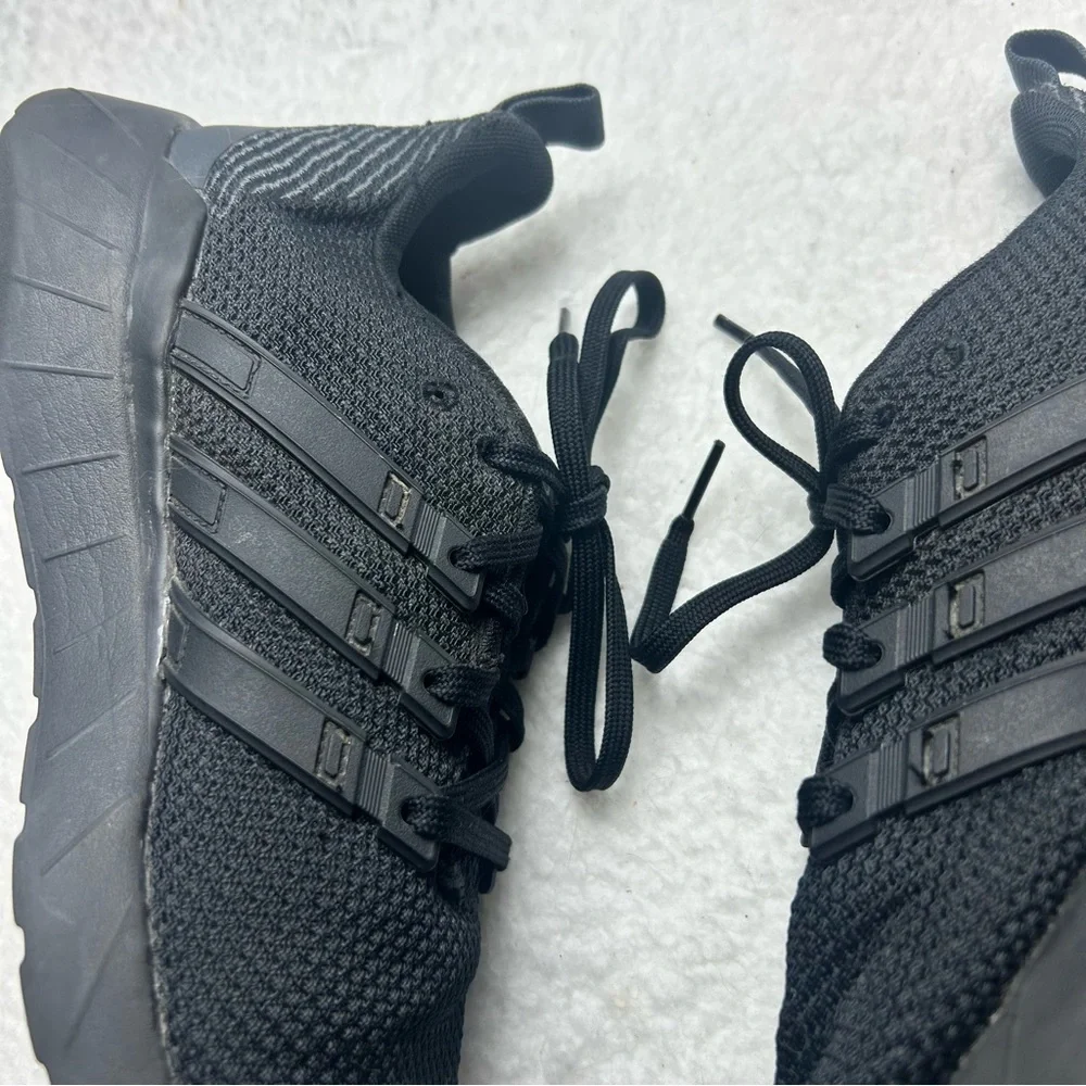 Adidas Black Sneakers - Picture 5 of 9